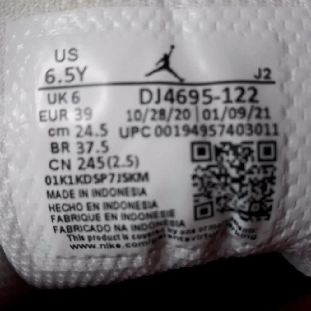 Nike Air Jordan 1 Shoes Mid GS Gym Red Black White  Size 6.5 Y